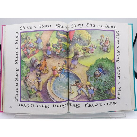 My Best Bear Hug Reading Textbook DC Heath & Co Publ. ©1993 24 Stories - Picture 11 of 11